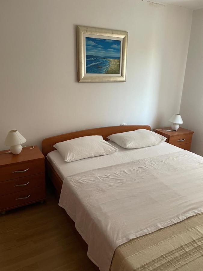 Holiday Home Noeli & Diego Karlobag Extérieur photo