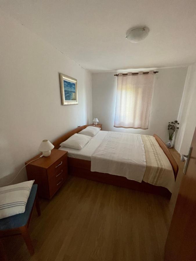 Holiday Home Noeli & Diego Karlobag Extérieur photo